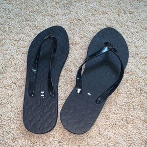 Gently work coach flip flops